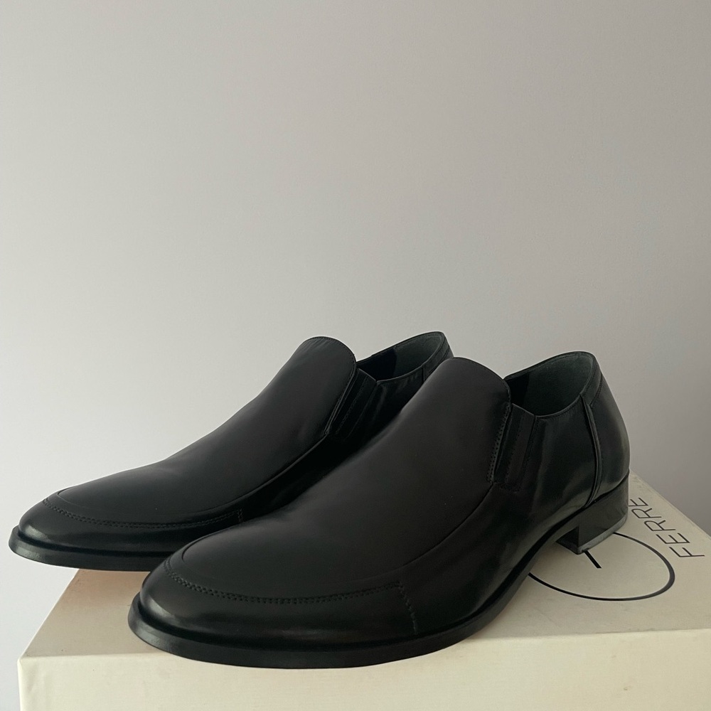 Dress moccasins from GF Ferre New in original box